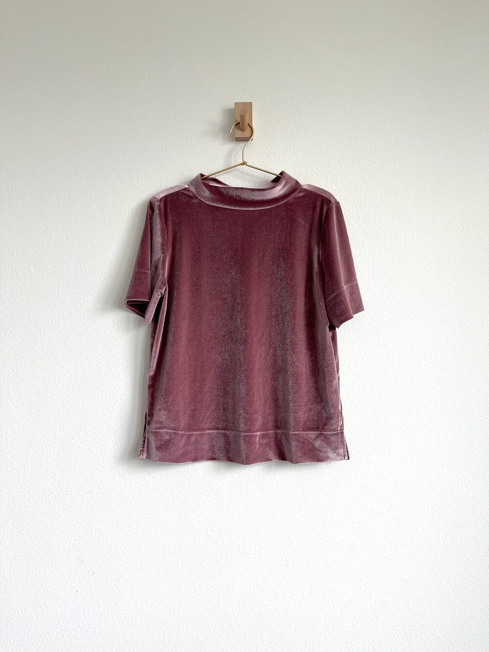 by Anthropologie Pink Velvet Mock Neck Top Short Sleeve Mauve Rose - Size M